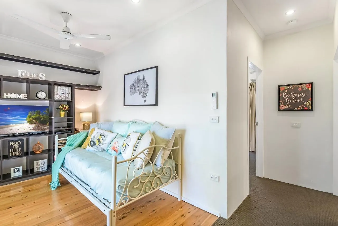 Villa Reeforest Heated Lagoon Pool Spa Hammock Wifi Netflix Parking Port Douglas