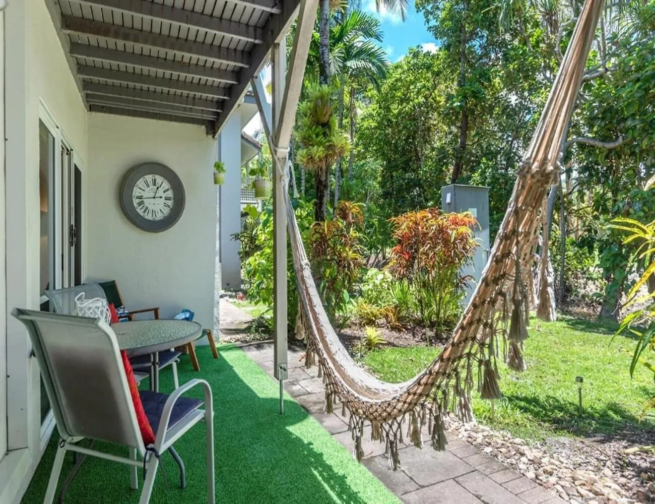 Reeforest Heated Lagoon Pool Spa Hammock Wifi Netflix Parking location